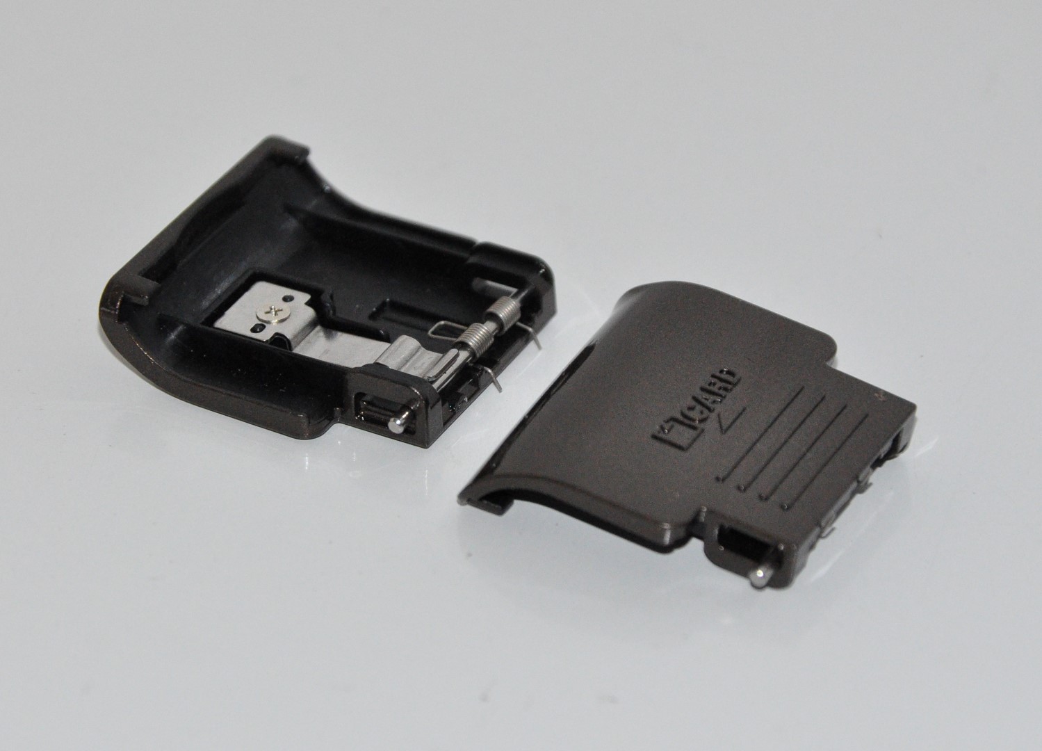 Nikon d7000 memory card slot cover