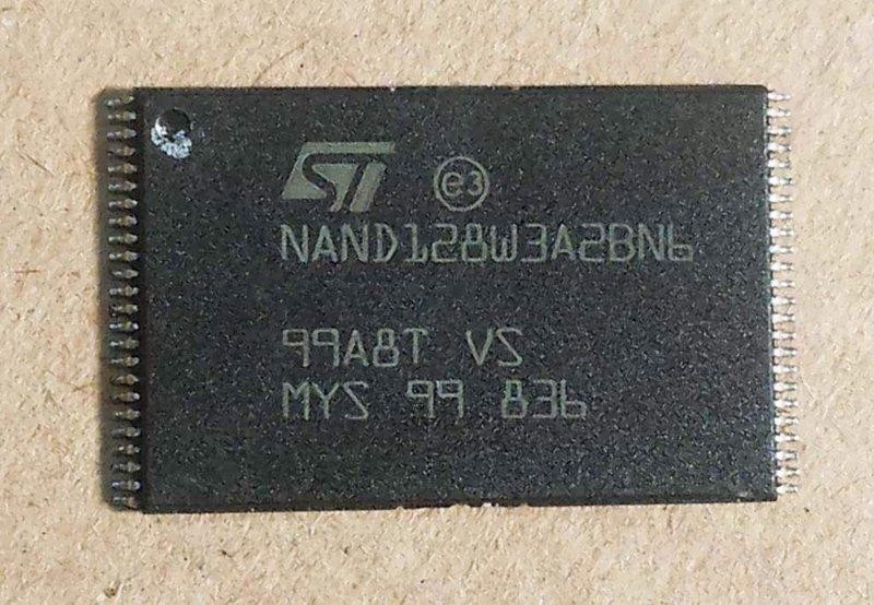 NAND 128W3A2BN6 TSOP48 128Mbit NAND Flash